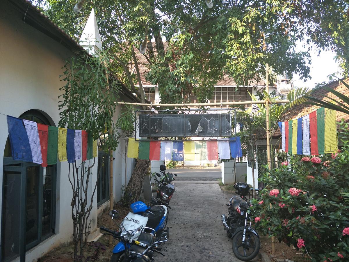 Elphinstone Residency Bed & Breakfast Kochi Exterior photo